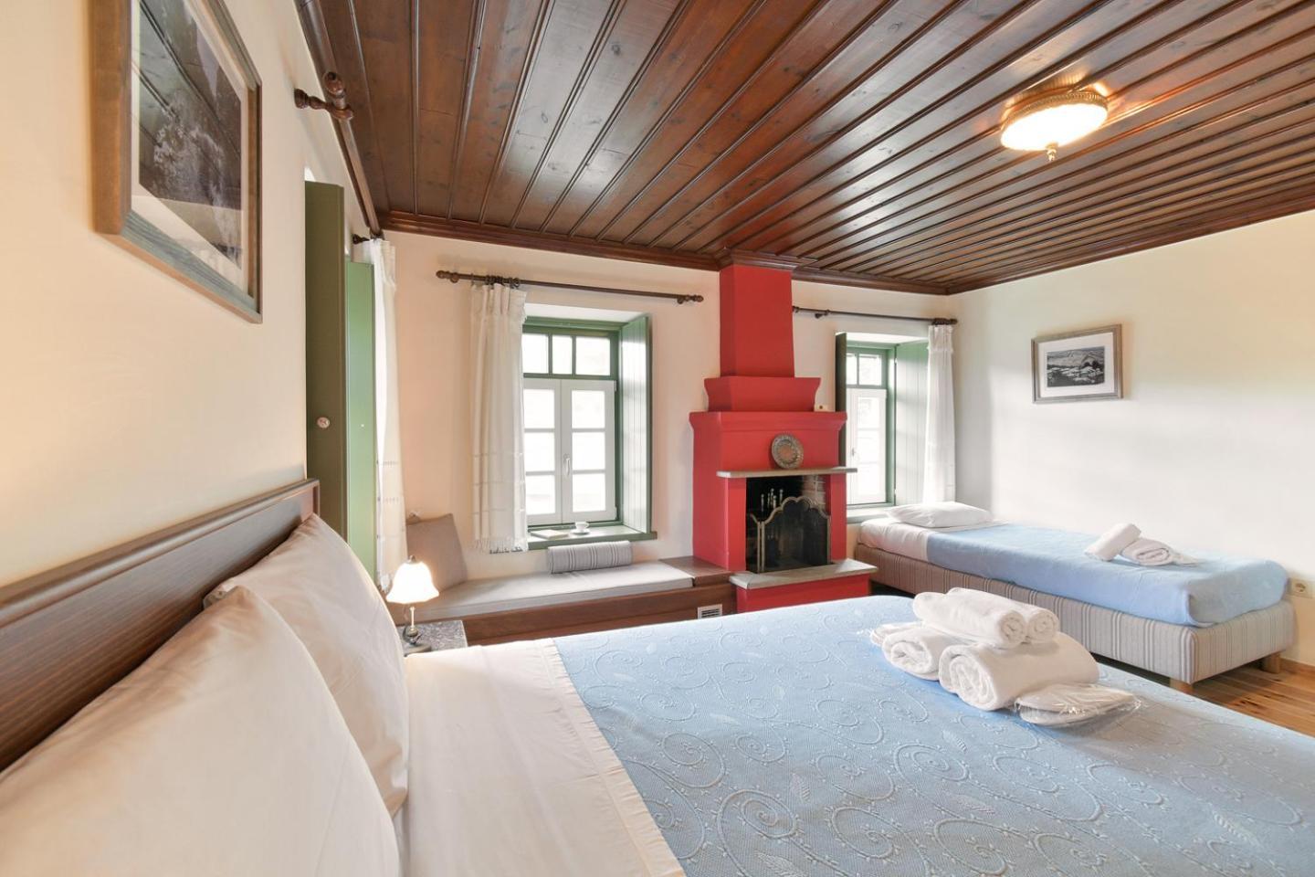 Ameliko Zagori Hotel Ano Pedina Bilik gambar